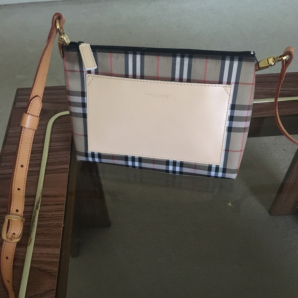 Authentic Burberry Bag, excellent condition